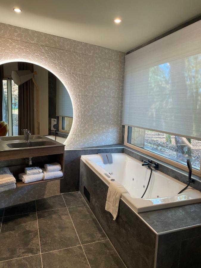 Le Bois Dormant-Hotel Restaurant & Spa Logis Hotel Champagnole Exterior photo